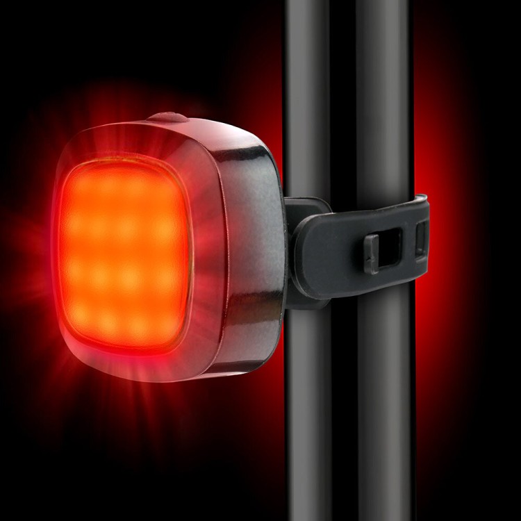ladowalna-lampka-rowerowa-tylna-led-everactive-tl-x1r-6.jpg
